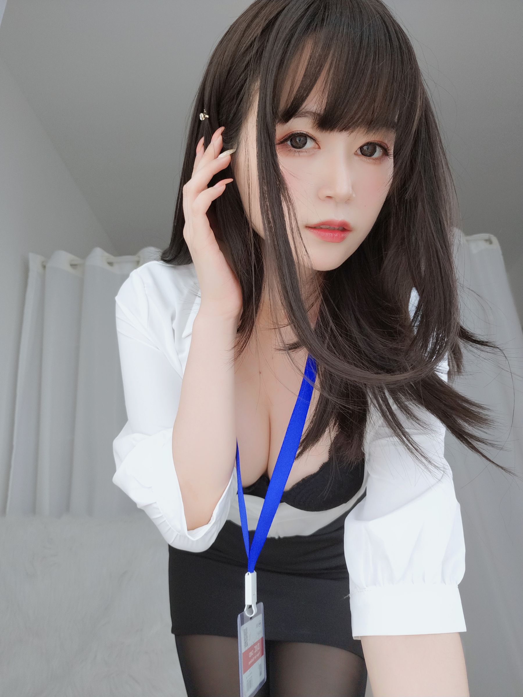 Coser小姐姐白银81–制服写真插图8